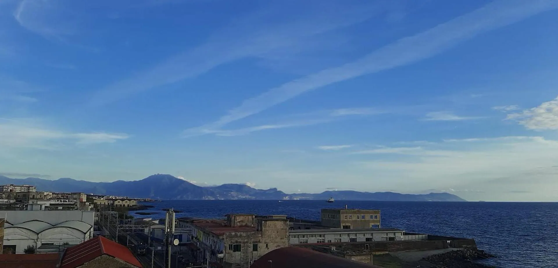 Villa Pacis Naples Bed & Breakfast