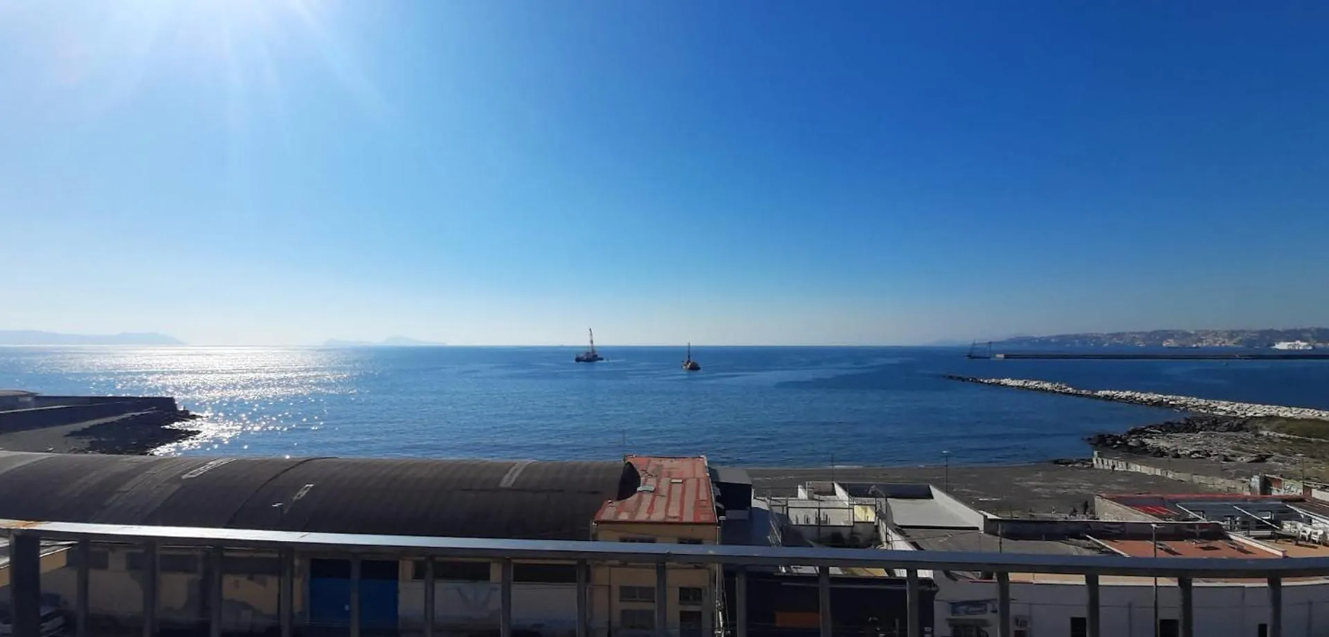 Villa Pacis Naples Bed & Breakfast